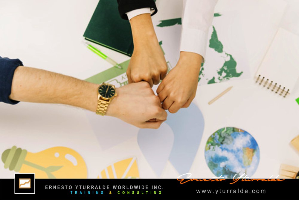 Lideresas: Taller de Liderazgo Transformacional para el Desarrollo de Habilidades Directivas LATAM